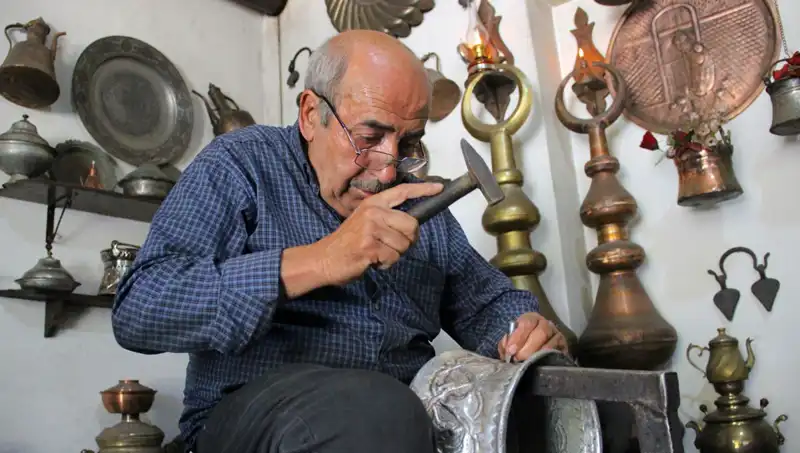 Yarım Yüzyıldır Sanatı İşle Buluşturan Usta: Bir Başarı Hikayesi