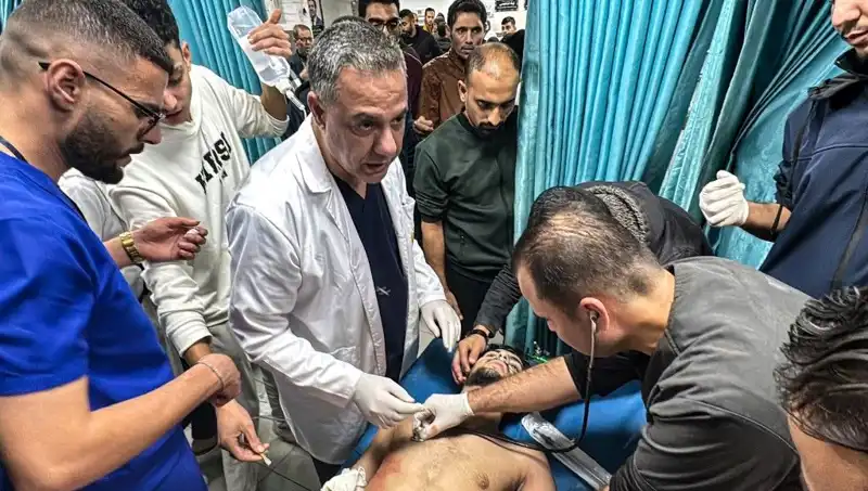 İsrail’in Alıkoyduğu Filistinli Hastane Müdürü Sağlık Durumunu Kaygı Verici Şekilde Kayıt Altına Aldı