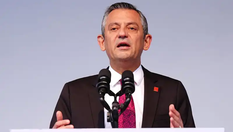 Özel'den Komutanların Dava Kararına Sert Tepki: Askeri Disiplin ve Adalet Gündemde