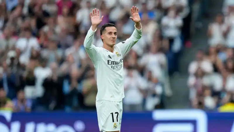 Beşiktaş'ın Sağ Bek Sorunu Çözülüyor: Madrid'in Parlayan yıldızı Söz Kesti!