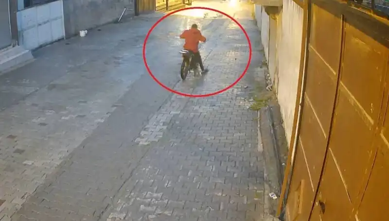 Çaldığı Motosiklet Arızalandı Ama Hırsız Durmak Bilmedi!