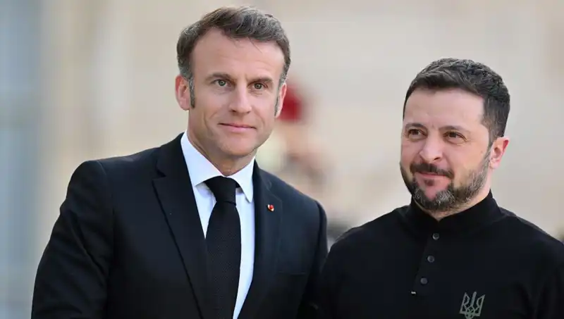 Macron: Türkiye'nin Karadeniz'deki Rolü, Uluslararası İşbirliği İçin Kritik!