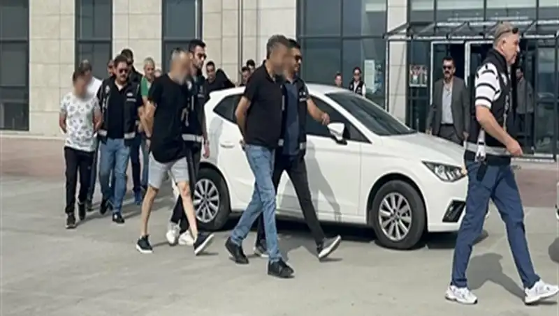 Dolandırıcı Turizm Firması: 36 Bin Kişi 10 Milyar Lira Kayıplarını İtiraf Etti
