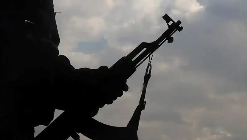 PKK’nin Silah Bırakma Süreci: Beklentiler ve Sonuçlar