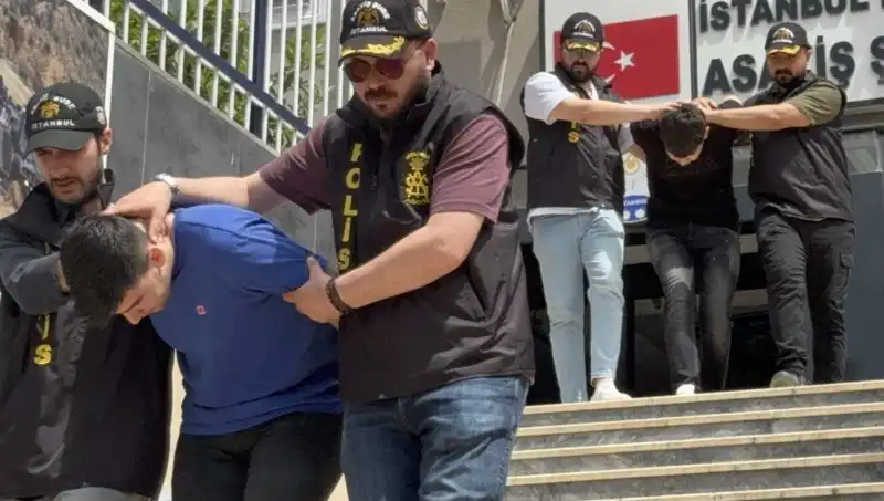 Üsküdar'da Silahlı Saldırı: Tutuklama ve Gözaltı Süreci Başladı!