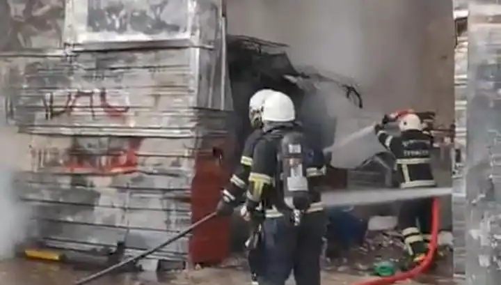 Şanlıurfa'da Hurda Deposunda Patlayan Yangın, Şehirde Panik Yarattı!