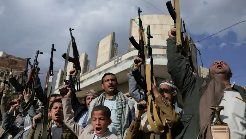 Yemen'de Karşıt Güçlerin Hamlesi: Husiler ABD'ye Savaşa Hazırlanıyor