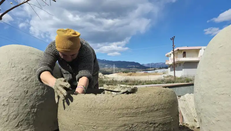 Hatay'da Kadınların Killi Toprakla İlgili Heyecan Verici Üretim Hikayesi