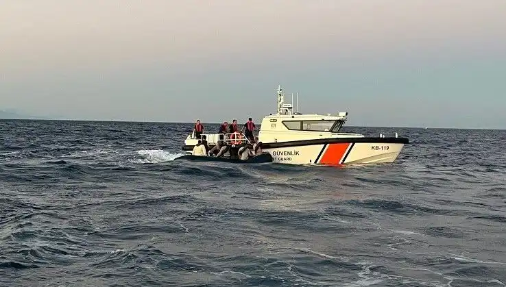 Ayvacık Açıklarında 17 Göçmen Yakalandı: Detaylar ve Gelişmeler Neler?