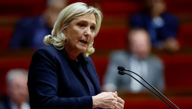 Le Pen'in Siyasi Geleceği Riskte: Suçlu Bulunursa Ne Olacak?