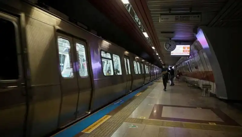 İstanbul Metro Ağı Büyüyor: Taksim ve Şişhane İstasyonları Açıldı