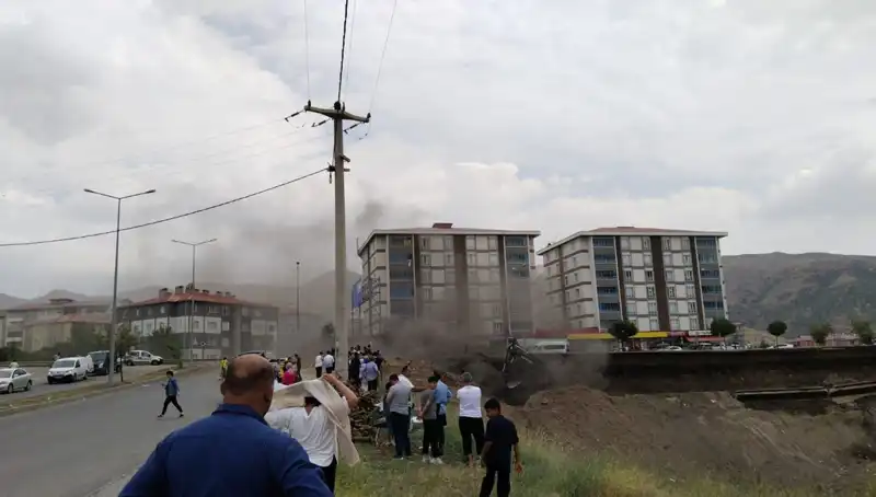 Bitlis'te Doğalgaz Hattında Patlama: Korku Dolu Anlar Yaşandı