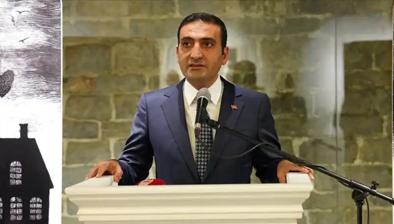 İnan Güney: Beyoğlu Belediye Başkanı’nın İlginç Hayatı ve Başarıları