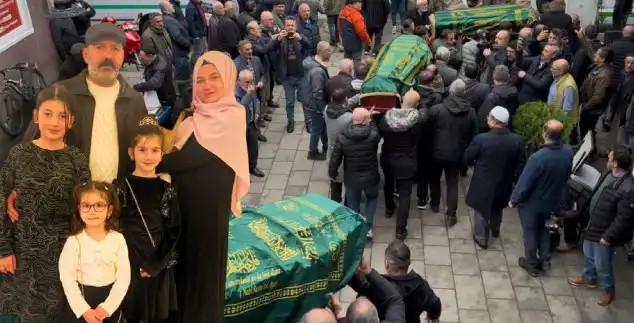 Rize’de Kayıp Kız Kardeşlere Duygusal Veda Töreni Gerçekleşti