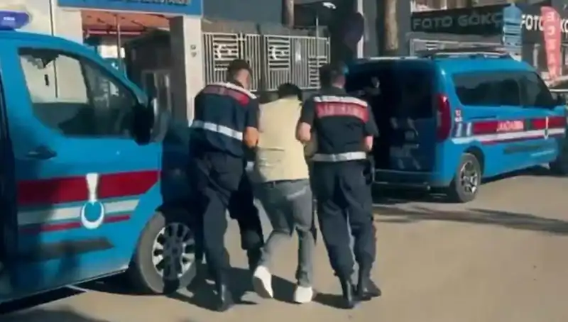 10 İlde Gerçekleşen Dev Operasyonda 74 Gözaltı: Suç Örgütlerine Darbe
