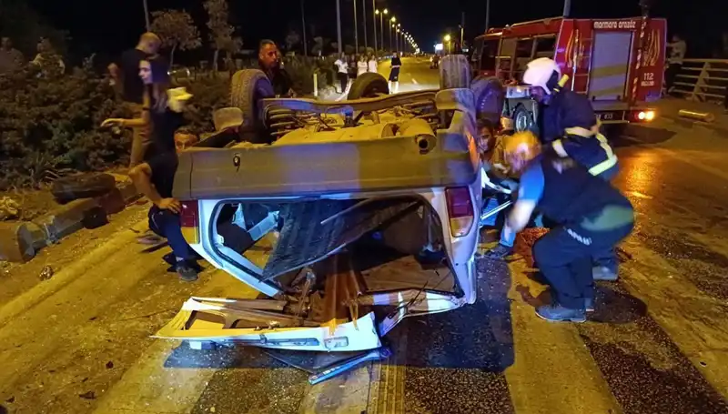 Kavşakta Feci Kaza: 7 Yaralı, Acil Durum Ekipleri Seferber Oldu