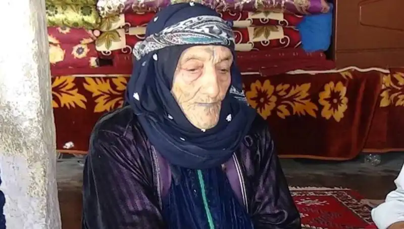 Türkiye’nin En Yaşlı Kadını Turuncu Yaşama Veda Etti: 131 Yaşında Hayatını Kaybetti