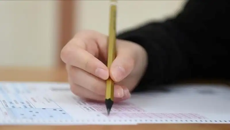 LGS Sınavında Zorlayıcı Sorular: Öğrencilerin Tepkileri ve Analizleri