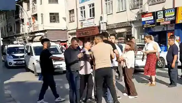 Gazinin Trafikte Darp Edildiği O Anların Şok Edici Detayları
