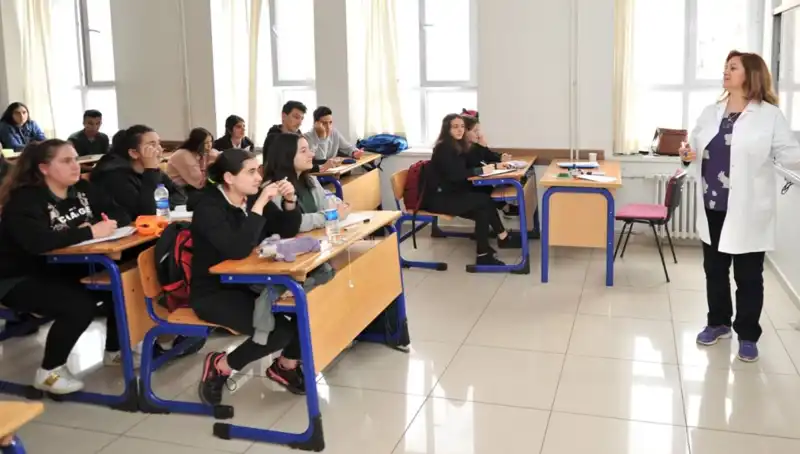MEB 2025 Lise Kayıt Tarihleri: LGS Süreci ve Bilgiler