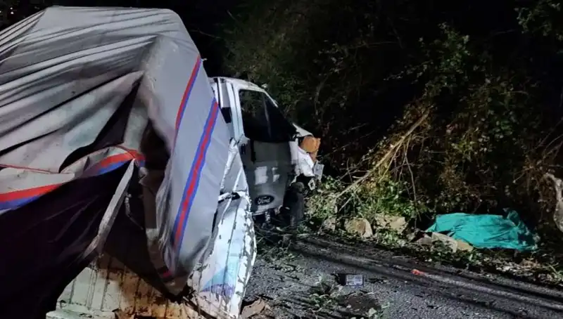 Giresun'da Yaşanan Feci Kaza: Bir Kişi Hayatını Kaybetti, Diğeri Yaralı