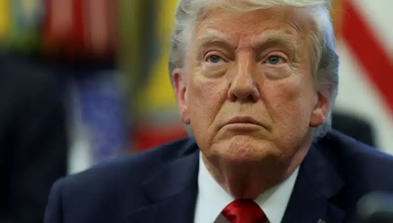 Trump'ın İddialı Sözleri: "Hem Ülkeyi Hem Dünyayı Yönetiyorum"